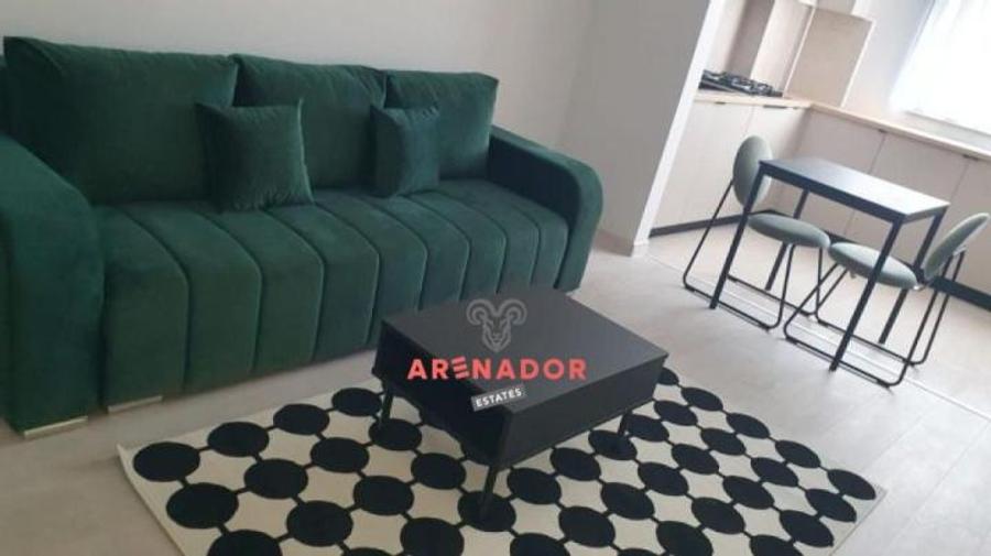 Apartament cu 2 camere în Titan