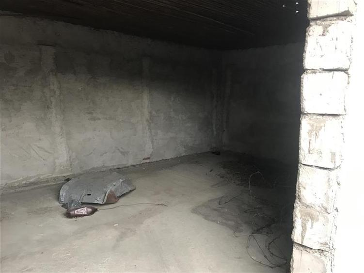 Casă individuală cu 6 camere cu Garaj în Golești