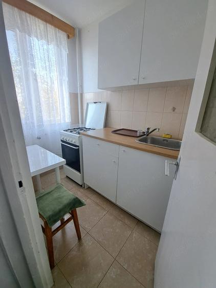 Garsonieră semidecomandată în Brazda lui Novac