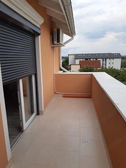 Apartament cu 2 camere semidecomandat în Est