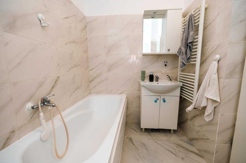 Inchiriez Apartament 3 camere - Dobroesti - 3