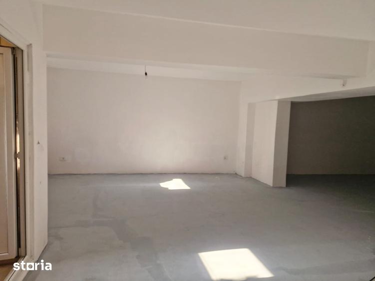 Spațiu comercial, de 130 mp, în Faleza Nord