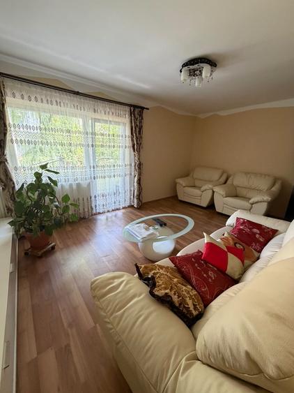 Apartament cu 2 camere decomandat în Republicii