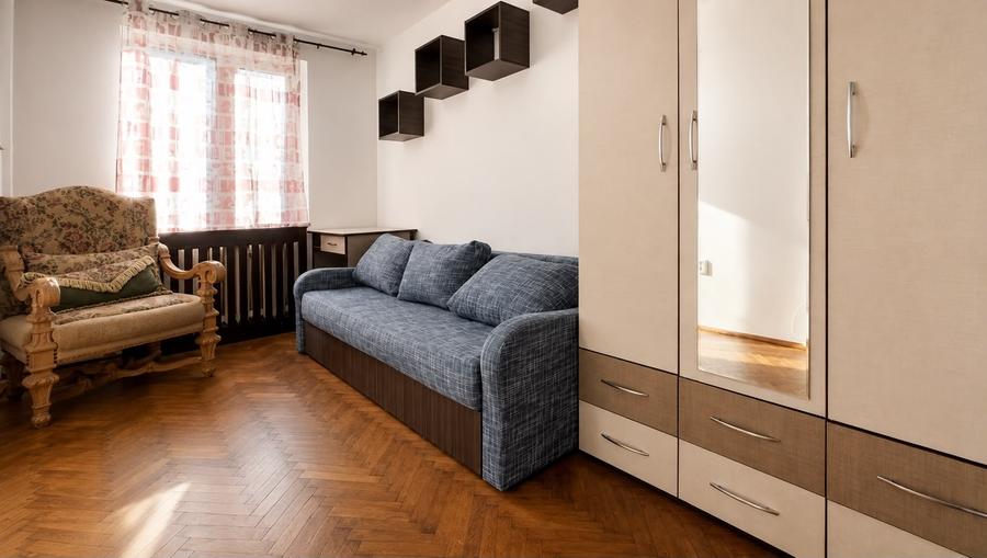Apartament cu 4 camere în Tomis Nord