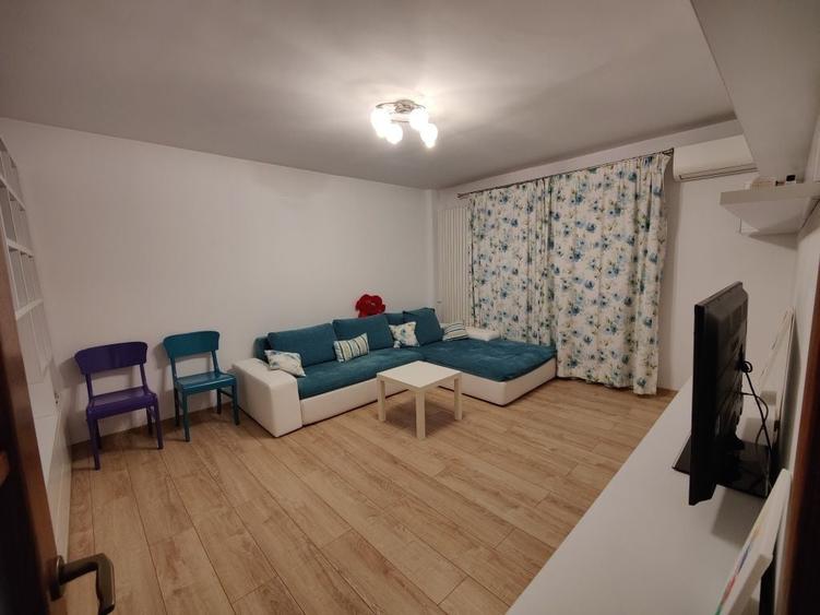 Apartament cu 3 camere decomandat în Cotroceni