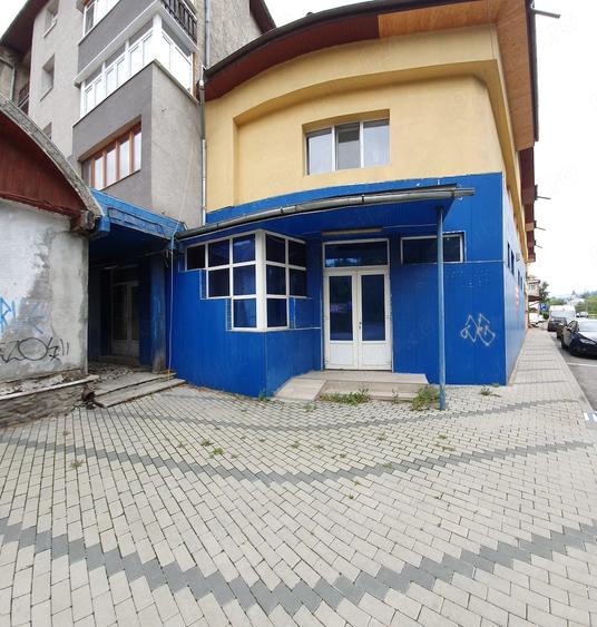 Spațiu comercial, de 210 mp, în Central