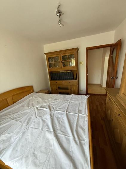 Apartament cu 4 camere decomandat în Obcini