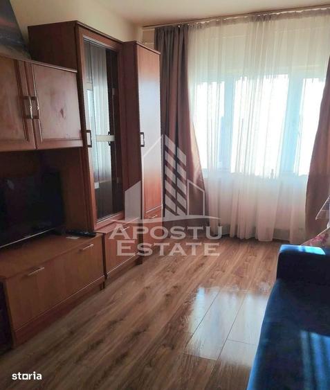 Garsonieră în Micălaca