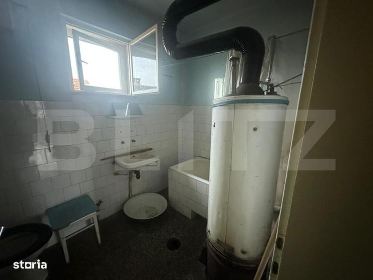 Casă cu 4 camere cu Teren 6197 Mp în Micula