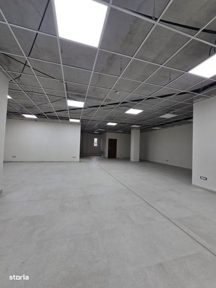 Spațiu comercial, de 173 mp, în Central