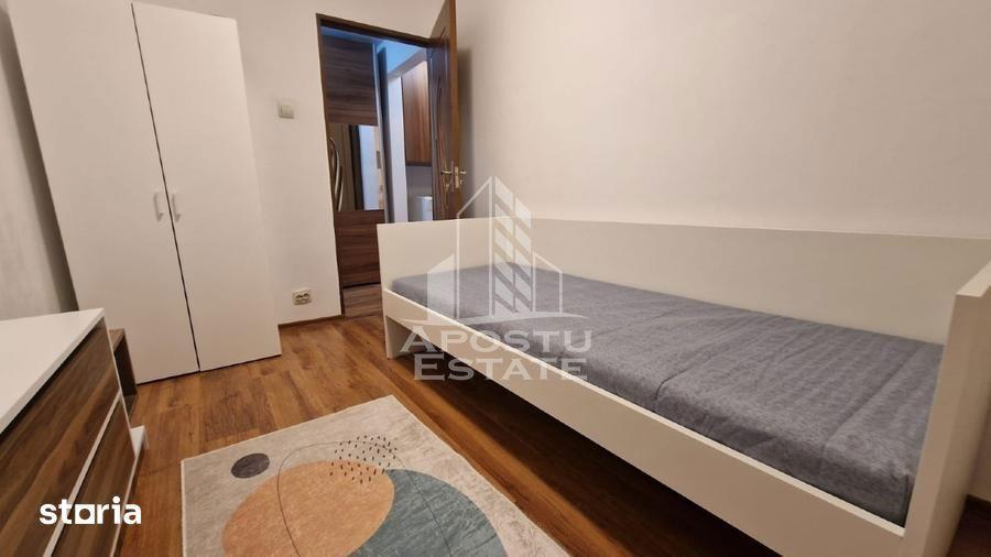 Apartament cu 3 camere, mobilat în Lipovei