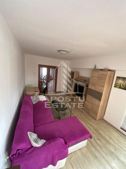Apartament cu 4 camere decomandat, mobilat în Șagului