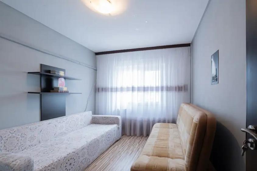 Apartament cu 3 camere decomandat în Inel II
