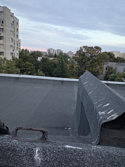 Apartament cu 3 camere decomandat în Ozana