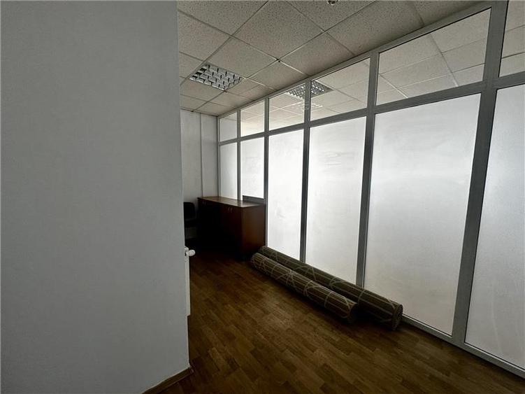 Spatiu comercial  de inchiriat  Pacurari, - 4