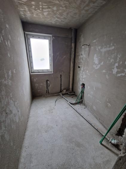 Apartament cu 2 camere decomandat în Dâmbul Rotund