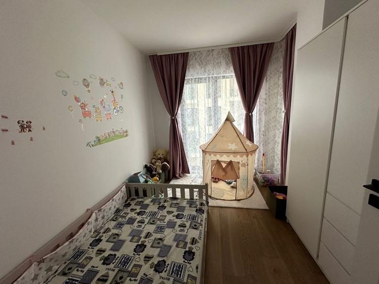 Apartament cu 3 camere în Florești