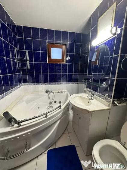 Apartament cu 4 camere decomandat în Aurel Vlaicu