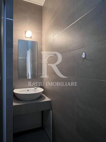 Apartament cu 3 camere decomandat, mobilat în Calea Aradului