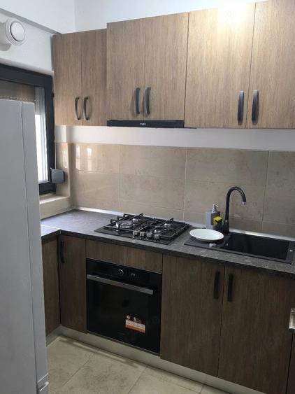 Apartament cu 2 camere decomandat în 1 Mai