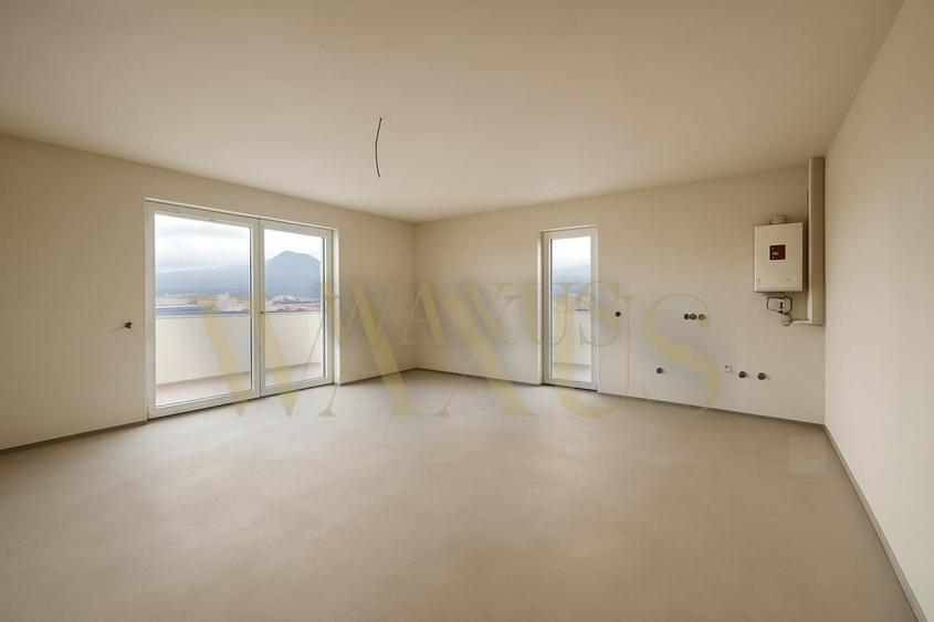 Apartament cu 3 camere semidecomandat în Florești — fotografia 1