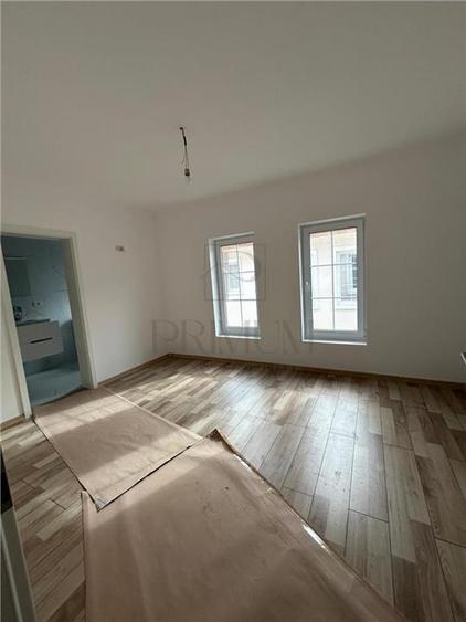 Duplex cu 4 camere cu Teren 320 Mp în Șag