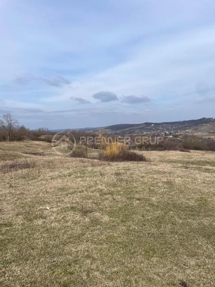 Teren Construcții intravilan de 11300 mp, în Bârnova