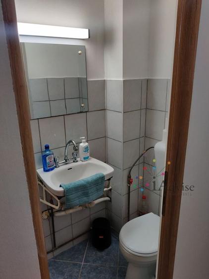 Apartament cu 3 camere decomandat în Tractorul
