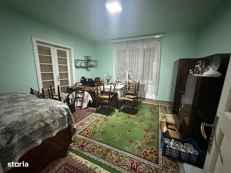 Casă cu 3 camere în Complex Studențesc