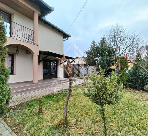 Casă individuală cu 7 camere cu Canalizare în Șag
