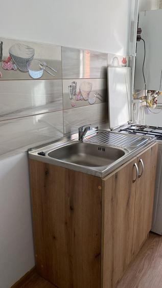 Inchiriez apartament 2 camere - 6