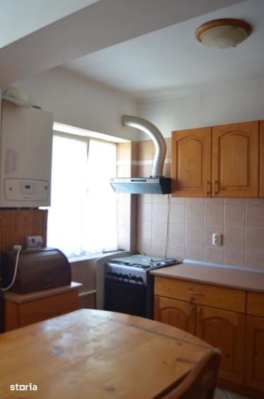 Apartament cu 2 camere în Cezar Petrescu
