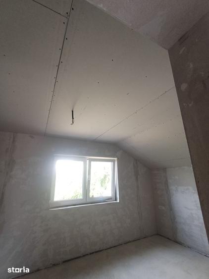 Vila noua direct de la proprietar, teren 539mp, la 13 km de Arad - 13