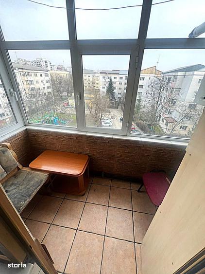 Apartament cu 3 camere decomandat în Canta