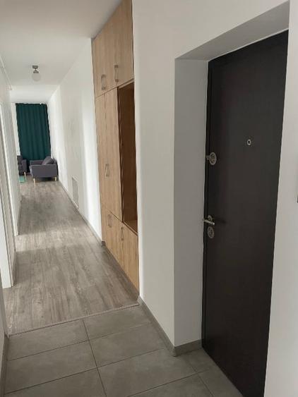 Apartament cu 3 camere decomandat, mobilat în Lipovei