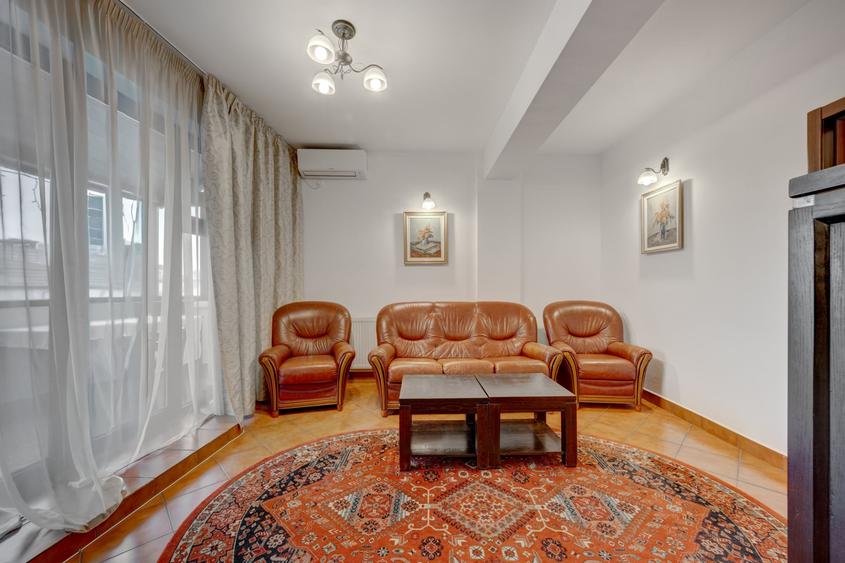 Apartament cu 3 camere semidecomandat, mobilat în Dorobanți
