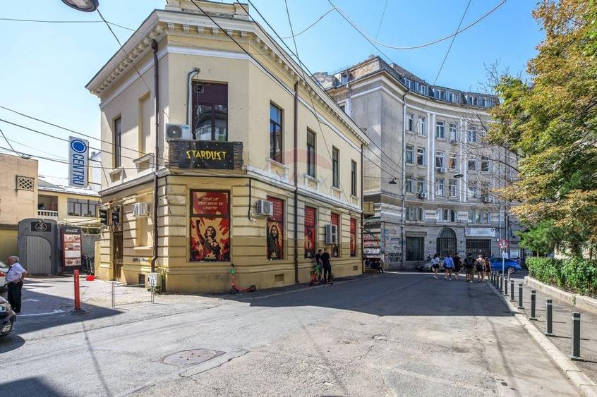 Spațiu comercial, de 100 mp, în Lipscani