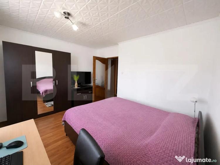 Apartament cu 3 camere decomandat în 1 Mai