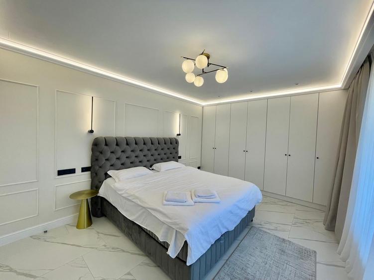 Apartament cu 3 camere decomandat în Băneasa