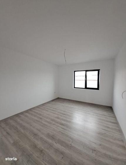 Casă cu 3 camere în Central