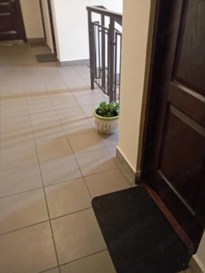 Apartament 3 camere 2 bai - boxa si loc de parcare pe teren privat Zavoi Deva - 1