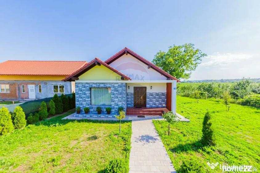 Casă cu 3 camere cu Teren 1732 Mp în Merișor