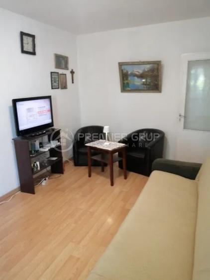 Apartament cu 3 camere, mobilat în Tătărași