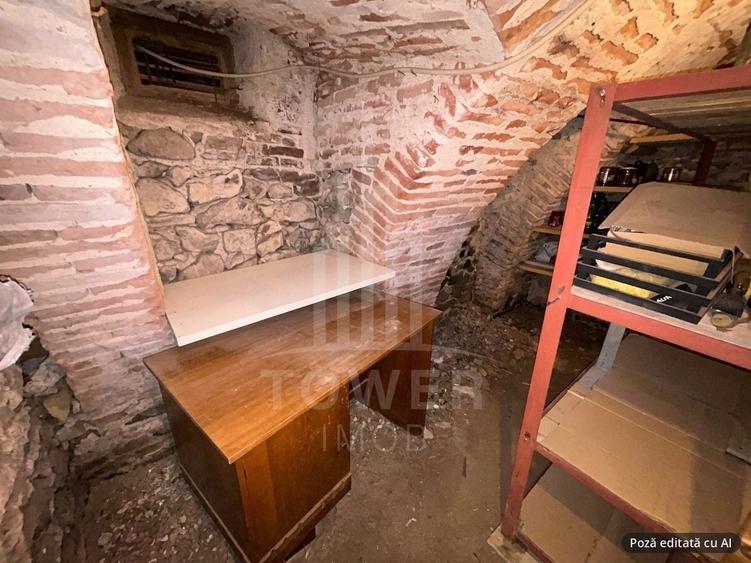 Casă individuală cu 2 camere cu Canalizare în Central