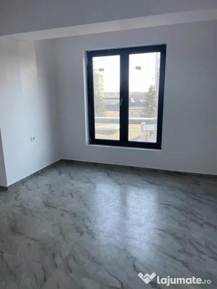 Apartament 3 camere terasa ?i loc de parcare - 4