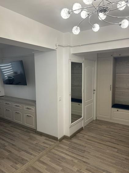 Apartament cu 3 camere decomandat în Ultracentral