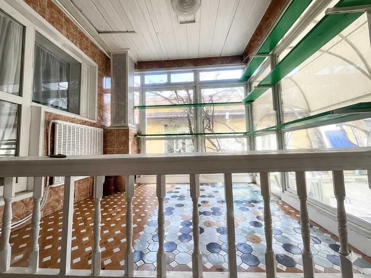Casă cu 4 camere în Nicolina