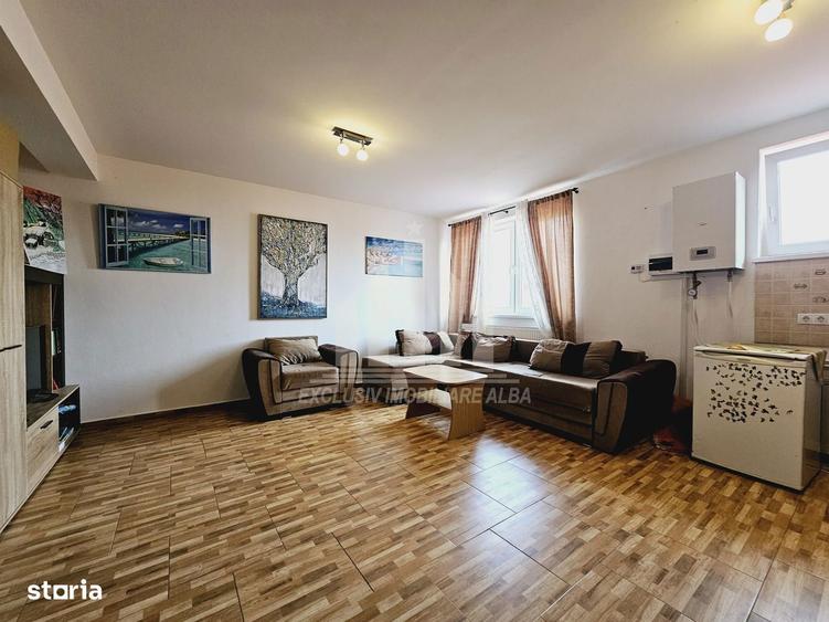 Apartament cu 3 camere în Industrială