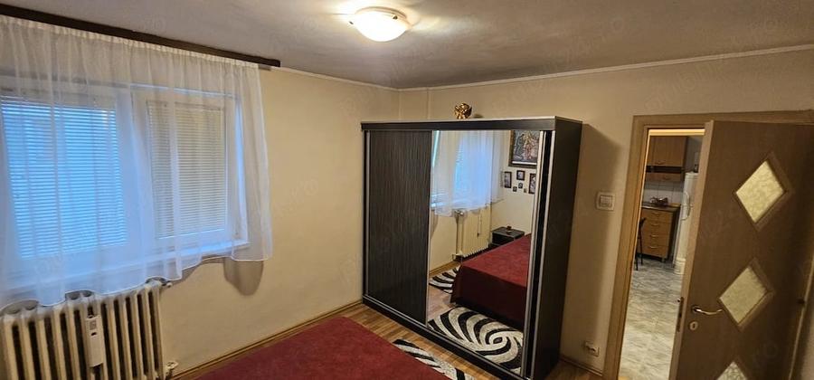 Apartament cu 2 camere decomandat în Compozitorilor