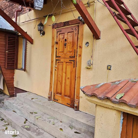 Casă cu 3 camere cu Teren 300 Mp în Păulești